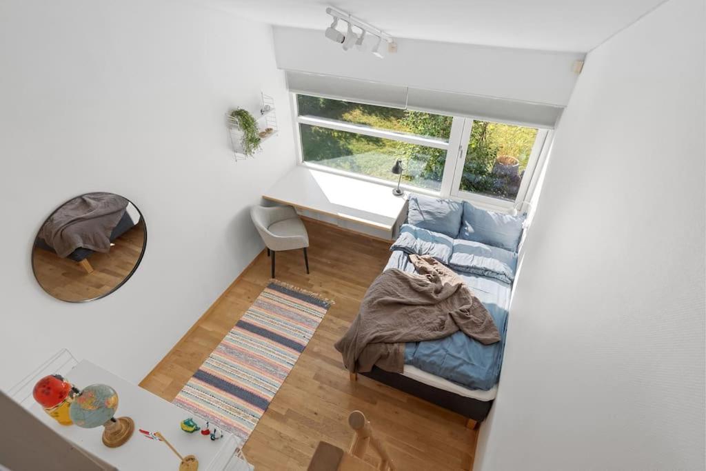 Вилла Elegant 4br With Great Views And Location